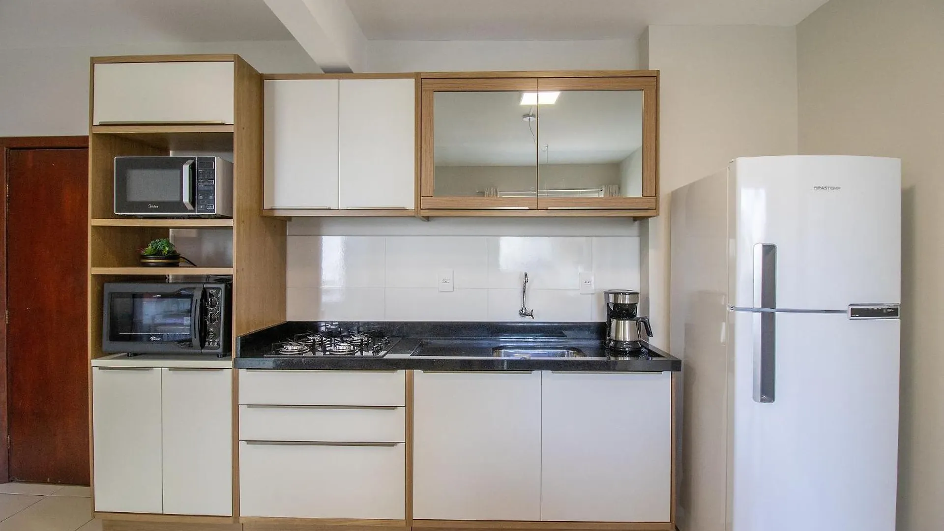 Joa31 - 2 Dorm Climatizados, Garagem, Tv Smart Apartment Balneario Camboriu Brazil