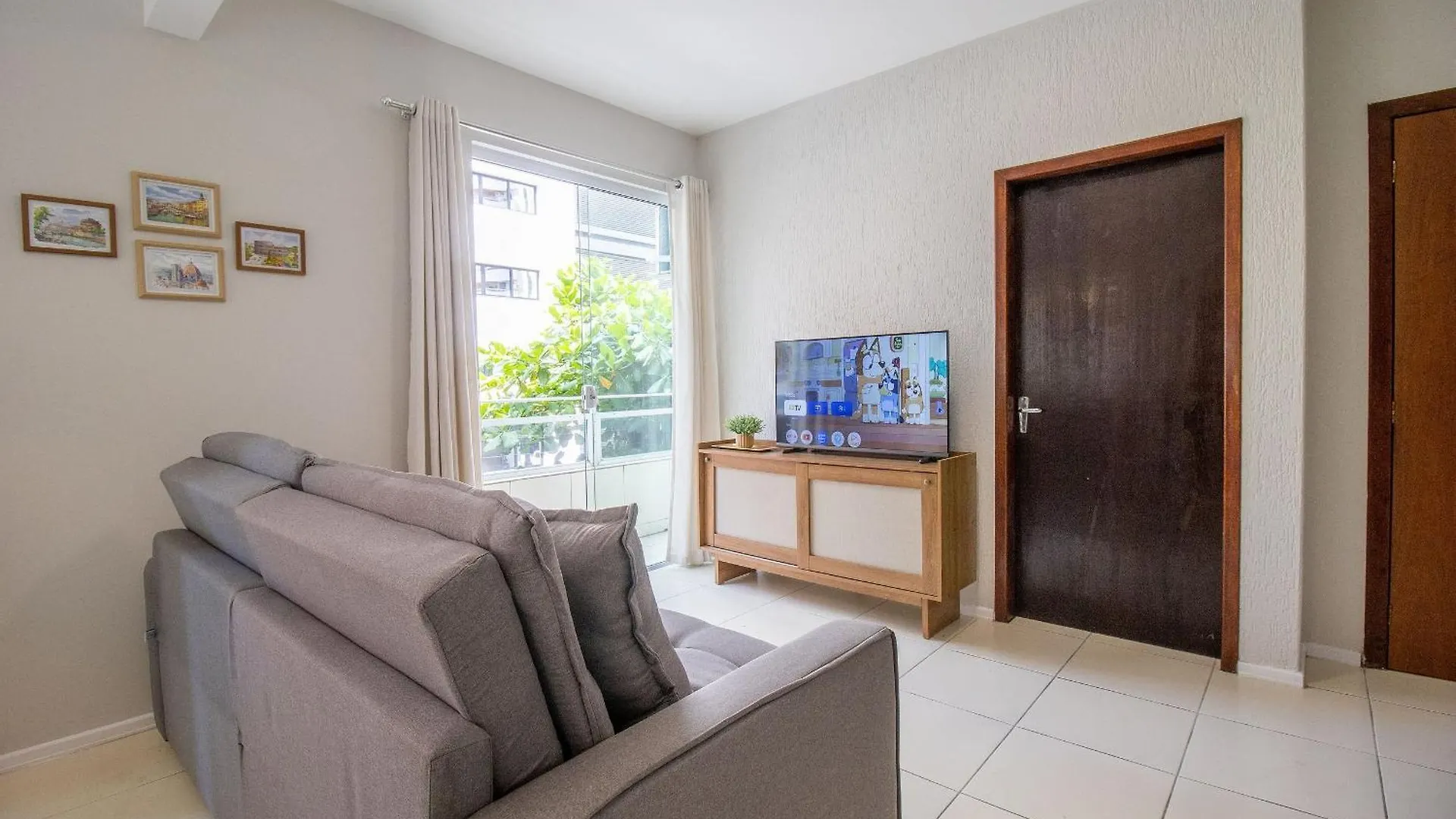 Joa31 - 2 Dorm Climatizados, Garagem, Tv Smart Apartment Balneario Camboriu